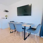 Lejlighed Pietsch - 6 Personen-3 Schlafzimmer- Boxspringbetten- Smart Tv- Balkon- Zentral *