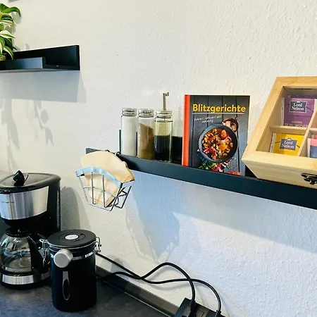 Pietsch - 6 Personen-3 Schlafzimmer- Boxspringbetten- Smart Tv- Balkon- Zentral Celle