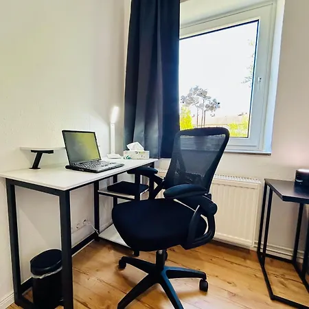 Apartment Pietsch - 6 Personen-3 Schlafzimmer- Boxspringbetten- Smart Tv- Balkon- Zentral *