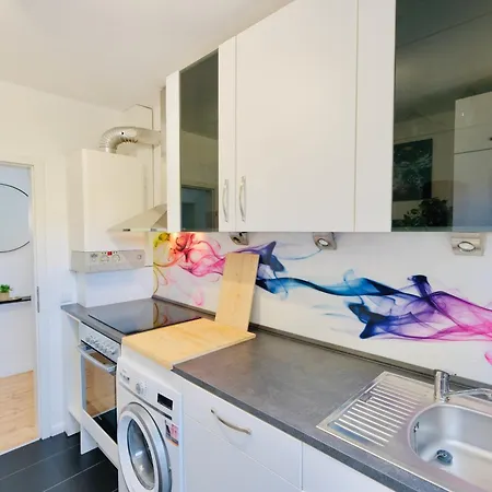 Apartamento Pietsch - 6 Personen-3 Schlafzimmer- Boxspringbetten- Smart Tv- Balkon- Zentral