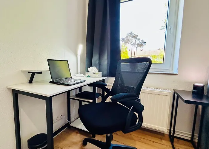Apartman Pietsch - 6 Personen-3 Schlafzimmer- Boxspringbetten- Smart Tv- Balkon- Zentral *