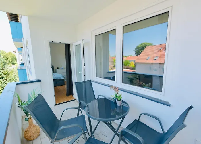 Apartman Pietsch - 6 Personen-3 Schlafzimmer- Boxspringbetten- Smart Tv- Balkon- Zentral Celle