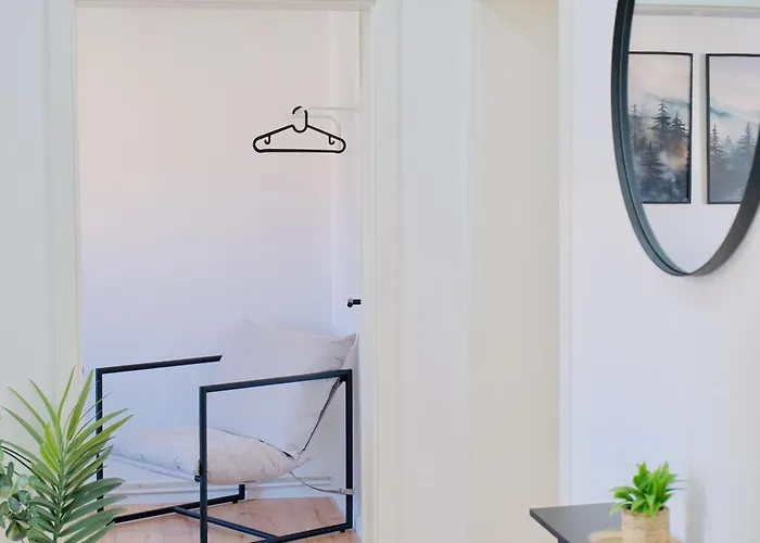 Pietsch - 6 Personen-3 Schlafzimmer- Boxspringbetten- Smart Tv- Balkon- Zentral Apartman Celle